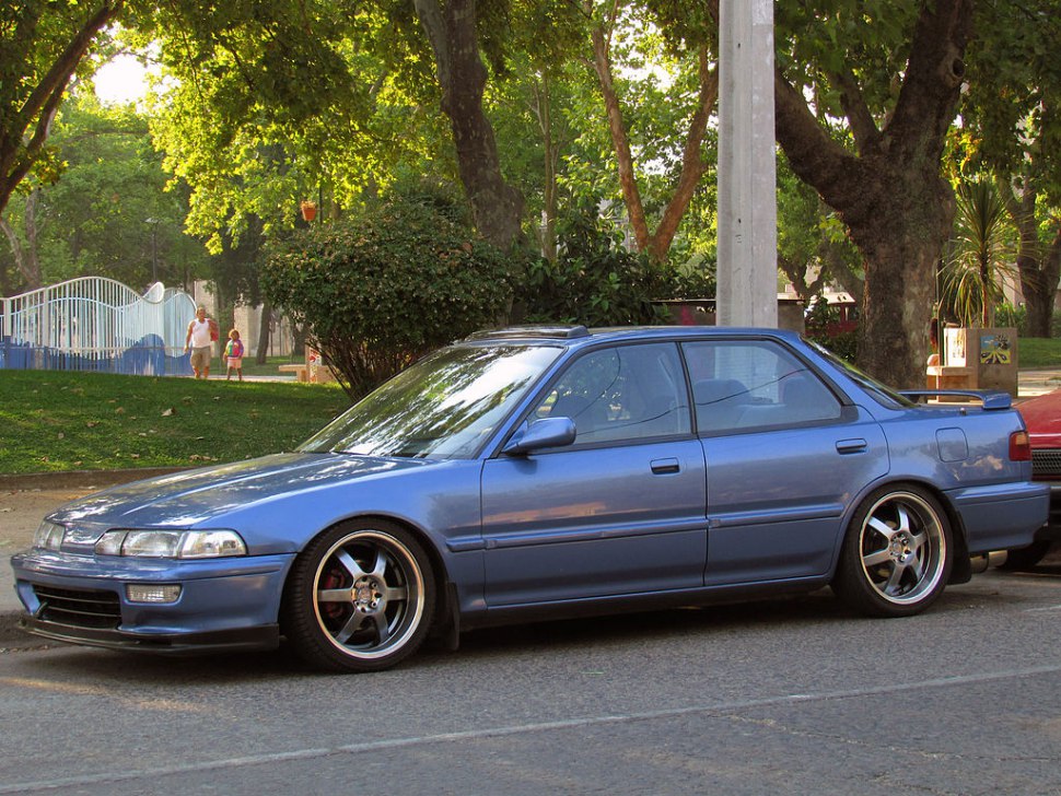 Acura Integra II Sedan 1.8 (142 Hp)